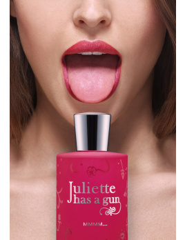 Juliette Has A Gun - MMMM...